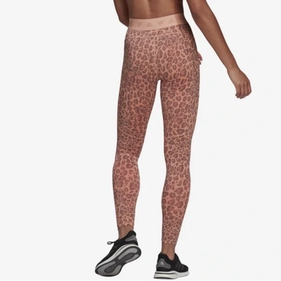 Adidas Hyperglam Blush Cheetah/Leopard crop top and leggings set - Picture 7 of 8